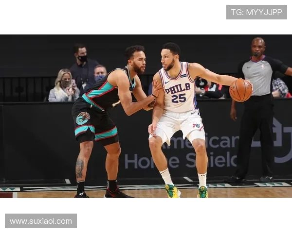 克莱替补表现回暖七投四中三分命中率高达五成贡献11分4板3助但出现关键失误